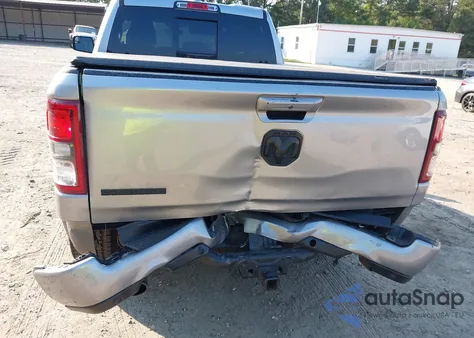 2022 Ram 1500 Big Horn 4X2 6'4 Box z USA, uszkodzony, nr VIN 1C6RREBT4NN219126